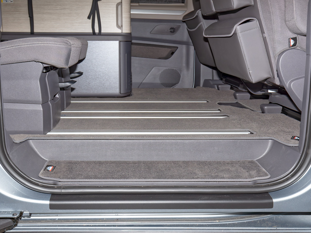 Veloursteppich für Fahrgastraum VW T7 California Ocean / Coast