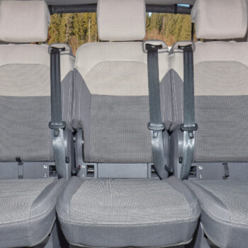 Second Skin Schonbezüge für den Mittelsitz in den VW T7 California Beach Tour/Camper